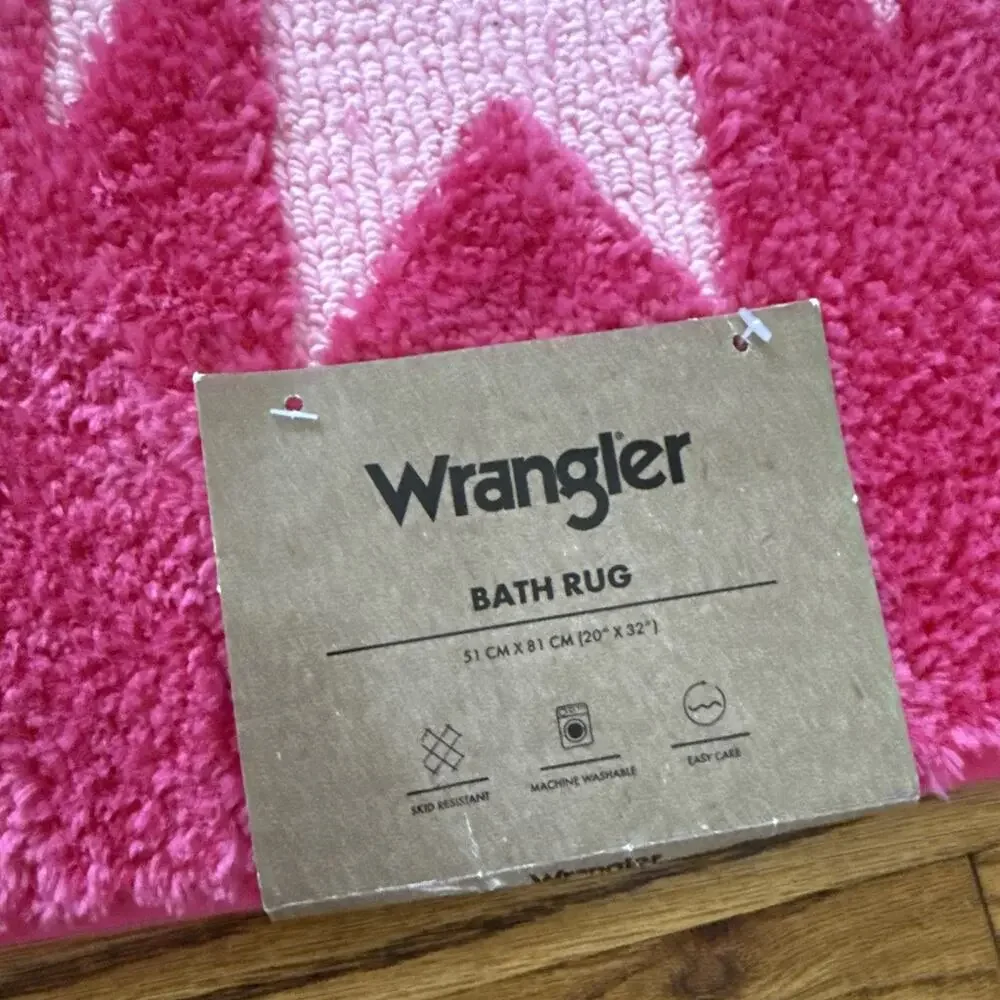 Wrangler Bath Mat Aztec Pink 20x32 NEW NONSLIP